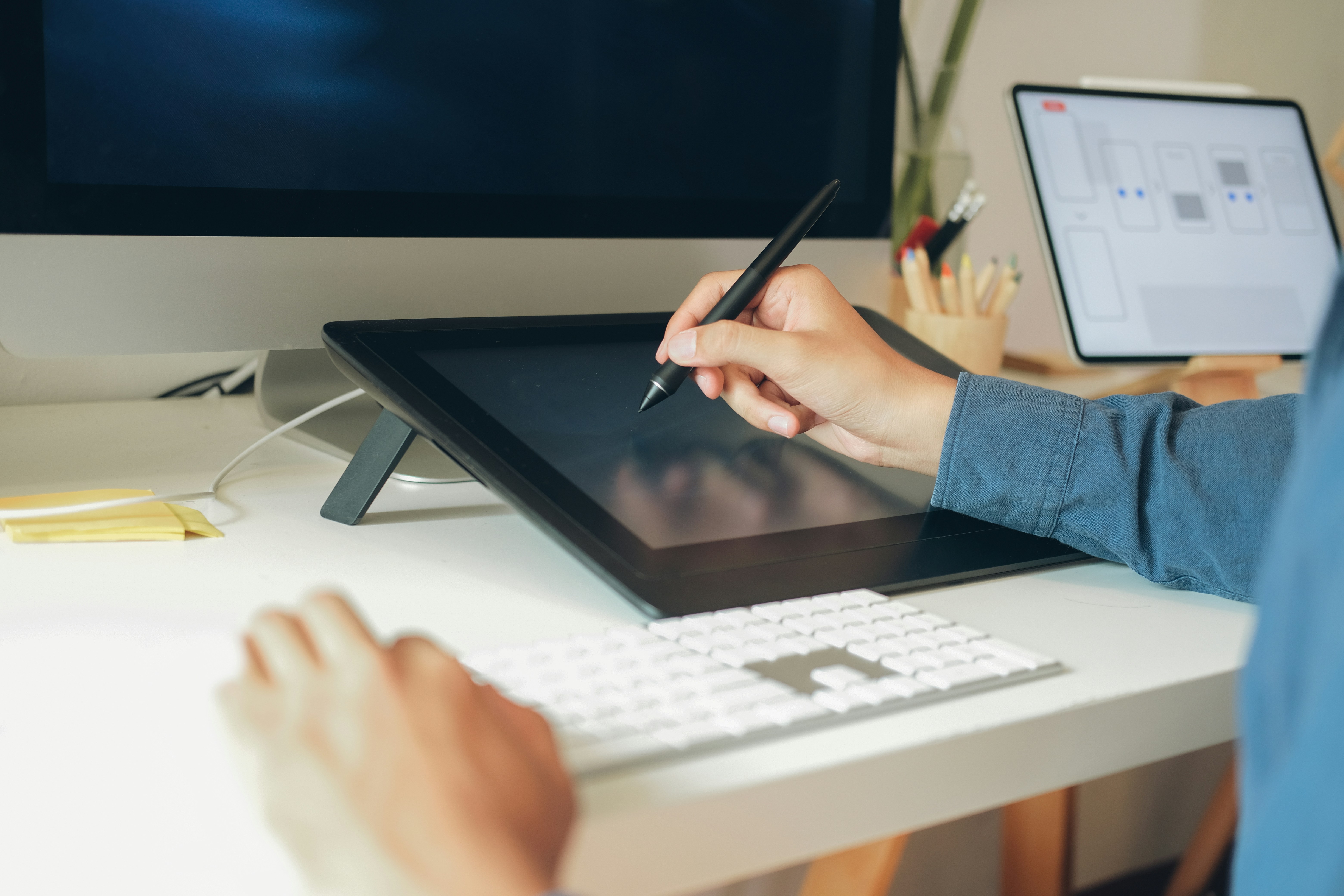 Veien til å bli webdesigner: Enkle steg, innsikt og råd